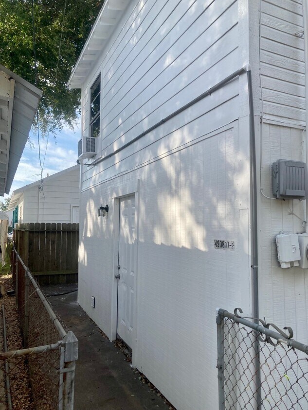 Foto principal - 4908 Ave Q 1/2