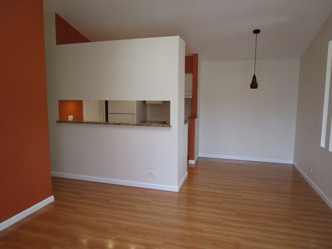 Building Photo - 337 Grissom Ct