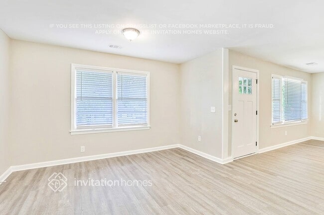 Foto del edificio - 329 Mount Zion Rd