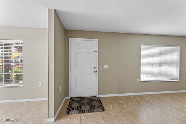 Foto del edificio - 9450 Ivy Brook Run
