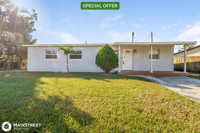 Foto principal - 5902 Abercorn Dr, Orlando, FL 32812