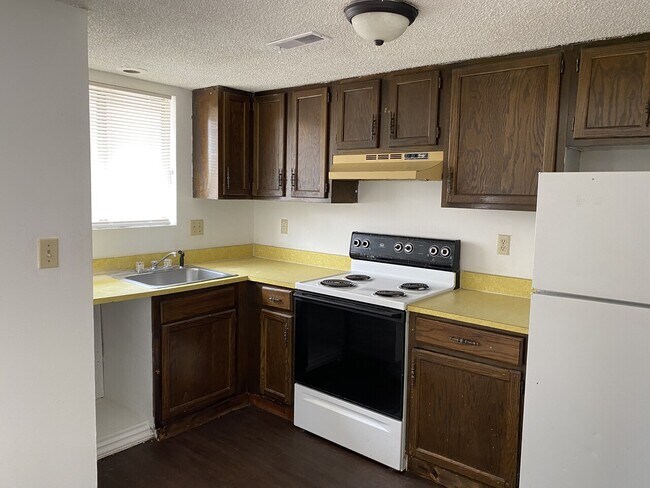 Building Photo - 3037 Bluestem
