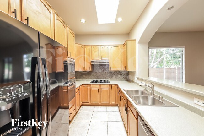 Building Photo - 26735 N 65th Dr