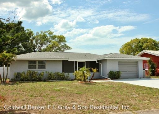 Primary Photo - 10039 Salix Ln