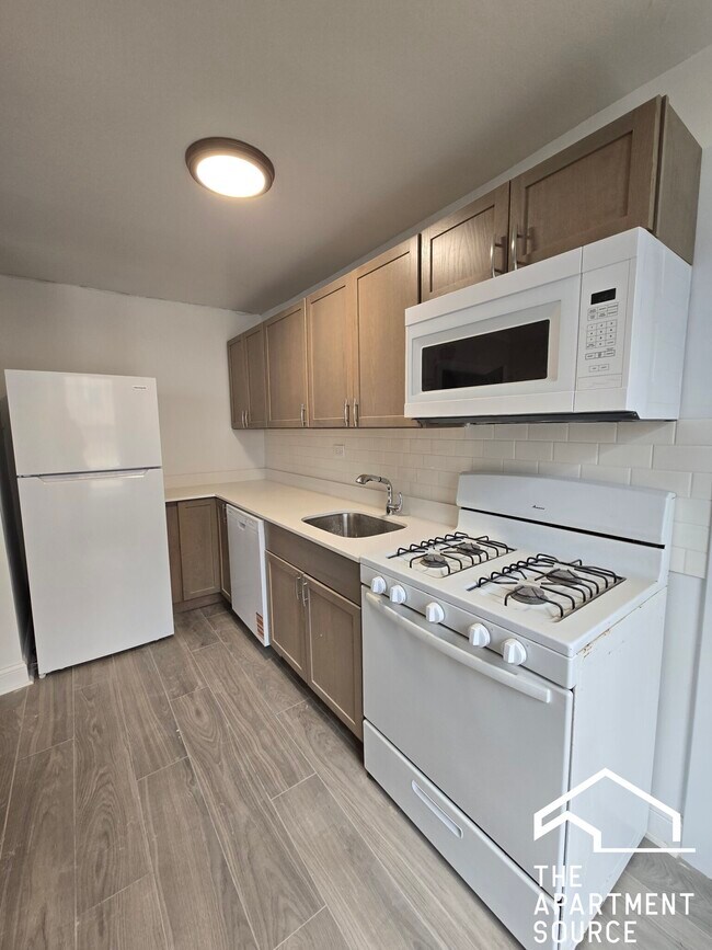 Foto del edificio - 4866 N Magnolia Ave