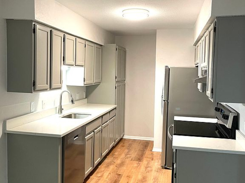 Foto principal - 3121 S Tamarac Dr