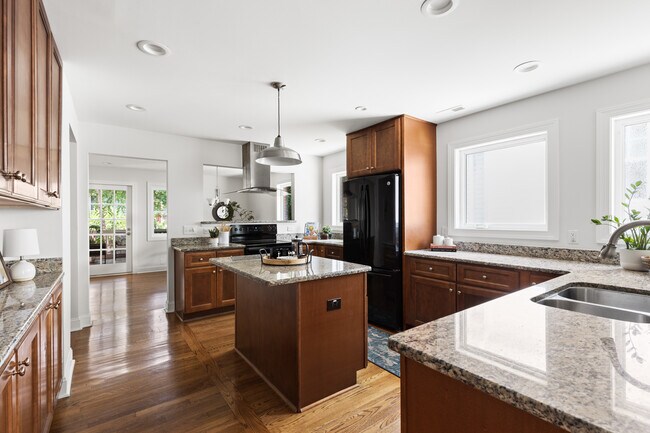 Upper level kitchen - 912 Exum St