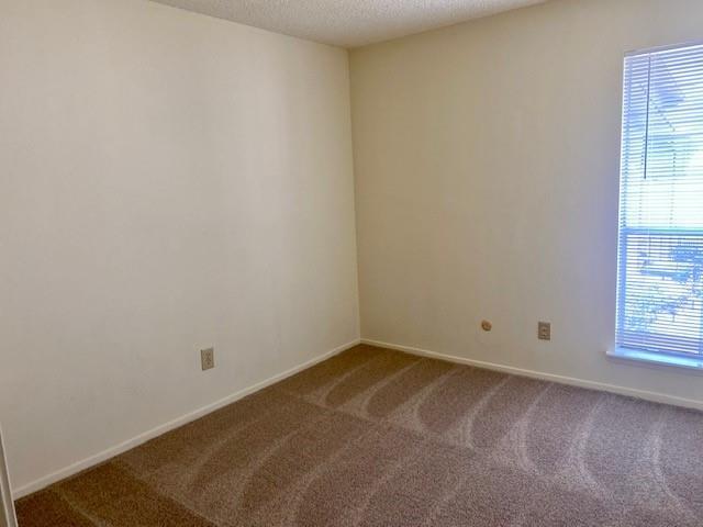 Building Photo - 9223 Imogene St