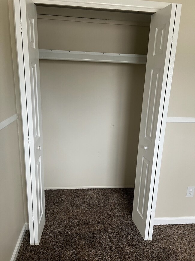 Foto del edificio - 16621 Wilson Ave