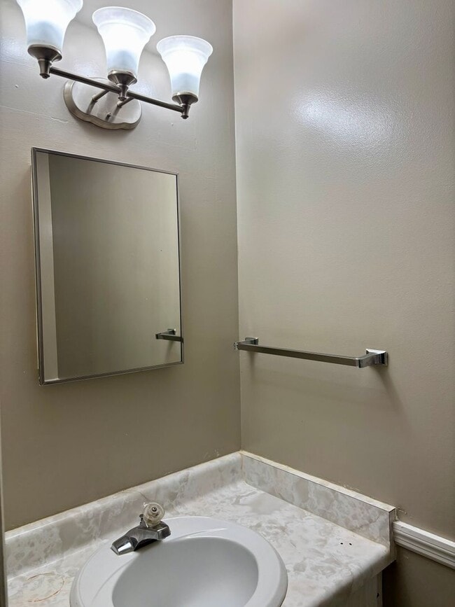 Photo - 426-428 Sioux Trail Apartment