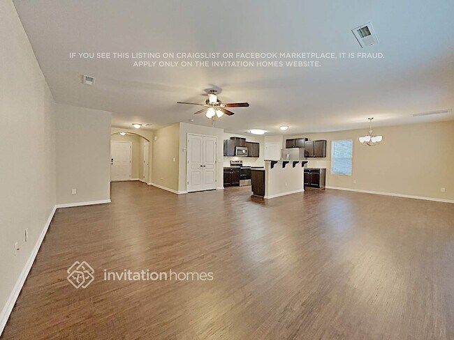 Building Photo - 1827 Carpenter Cabin Dr