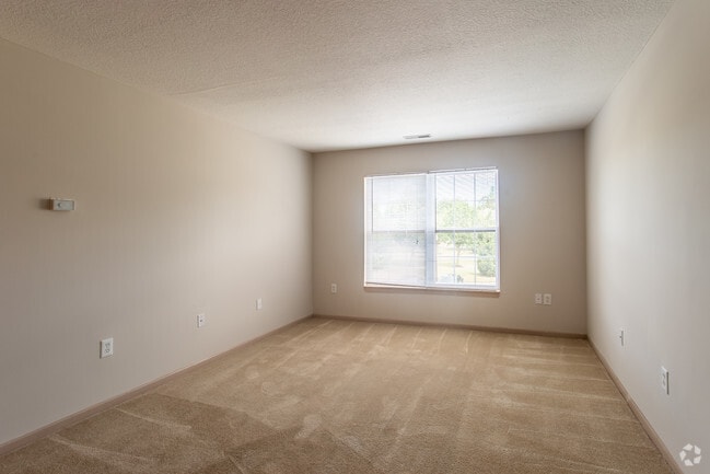 1BR, 1BA - 625 SF - The Ridge at Chestnut Hill