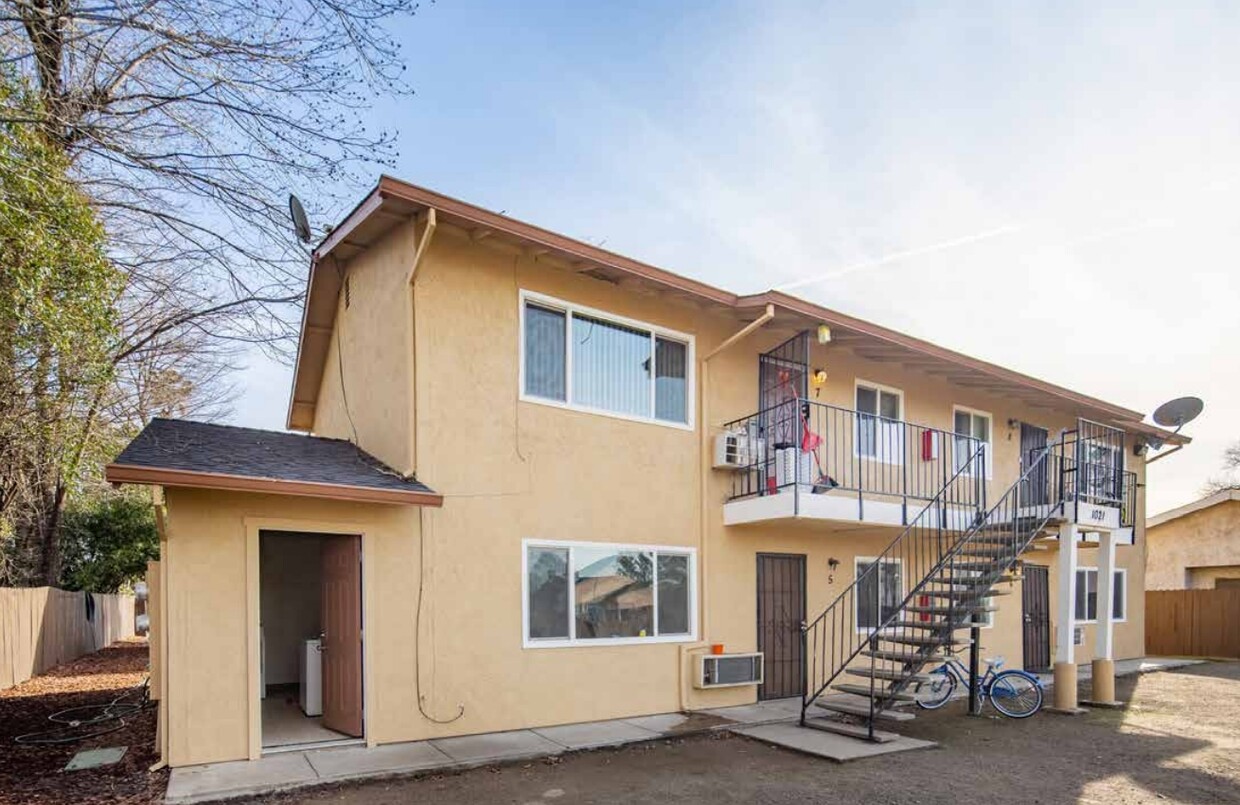 Foto principal - 1022 Swezy St