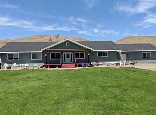 Primary Photo - 710-805-805 Sunnyside Rd