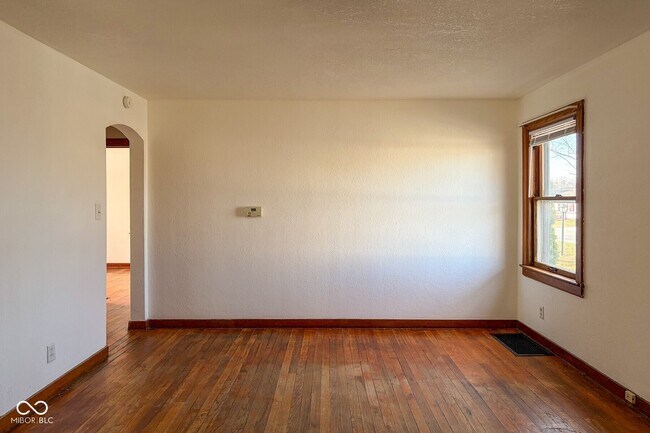 Foto del edificio - 217 E 39th St