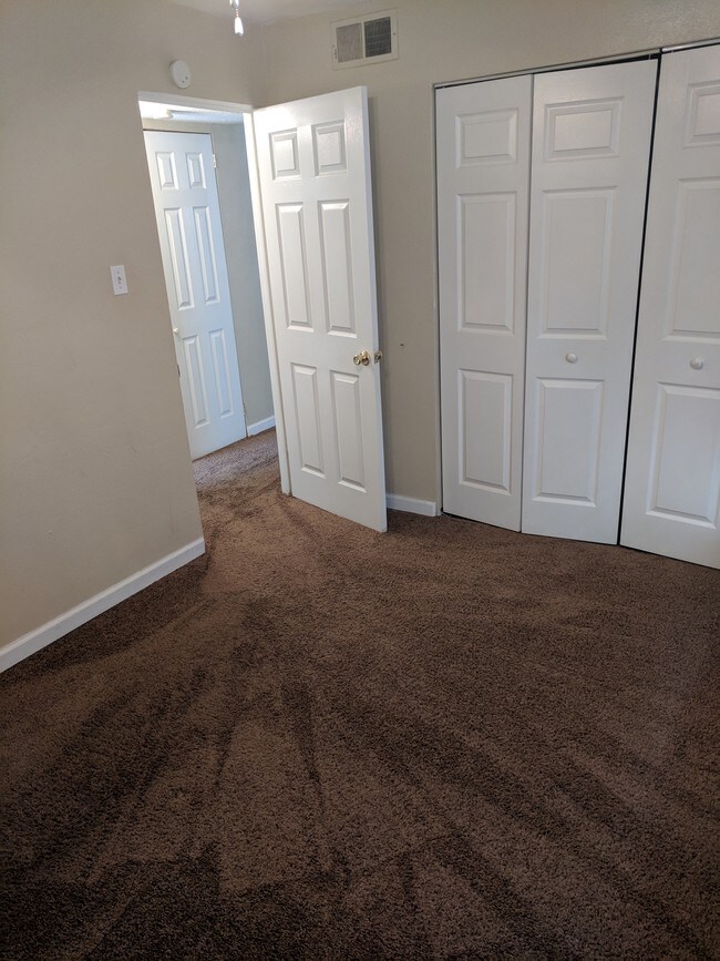 The New Haven Apartments Apartments Maplewood, MO