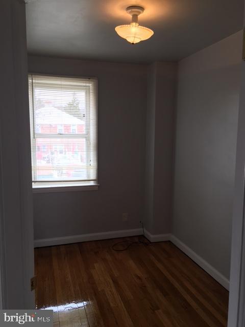 Building Photo - 4530 Mountview Rd