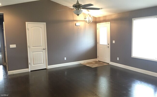 Building Photo - 3 br, 2 bath House - 333 Lyle Curtis Circle