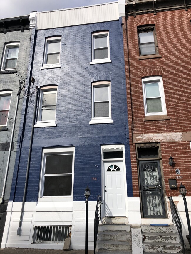 Foto del edificio - 1848 N 23rd St