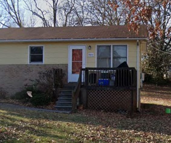 Primary Photo - 607 S Cedar Ave