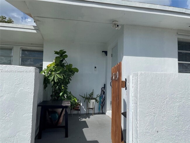 Building Photo - 20520 SW 92nd Pl