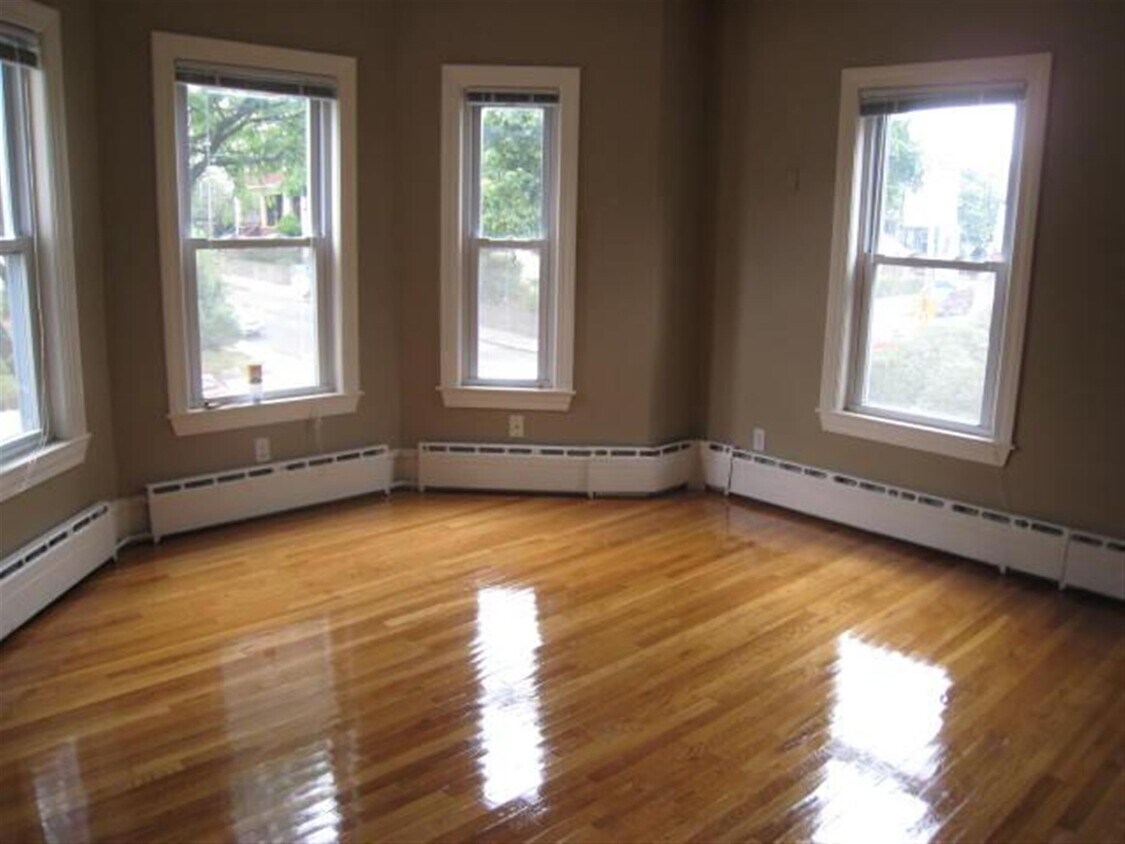 1230 Broadway Unit 2, Somerville, MA 02144 1230 Broadway Somerville