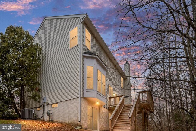 Foto del edificio - 8 Newport Ct