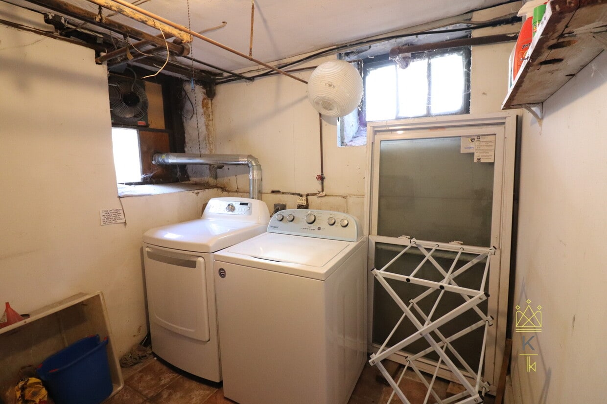 Building Photo - 21 Osborne Rd