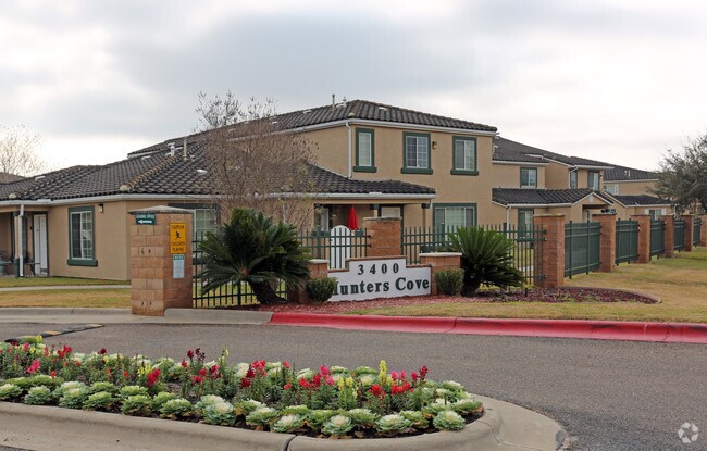 Hunters Cove Apartments Kingsville Tx Apartments Com