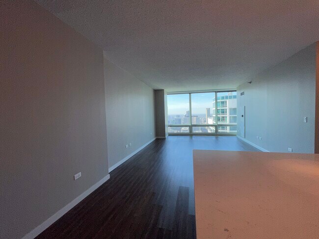 Building Photo - 424 E North Water St