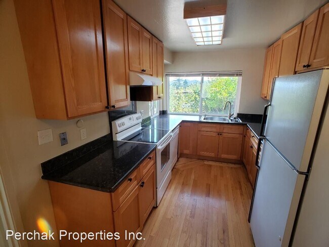 Building Photo - 3 br, 2.5 bath House - 141 Sand Wedge Place