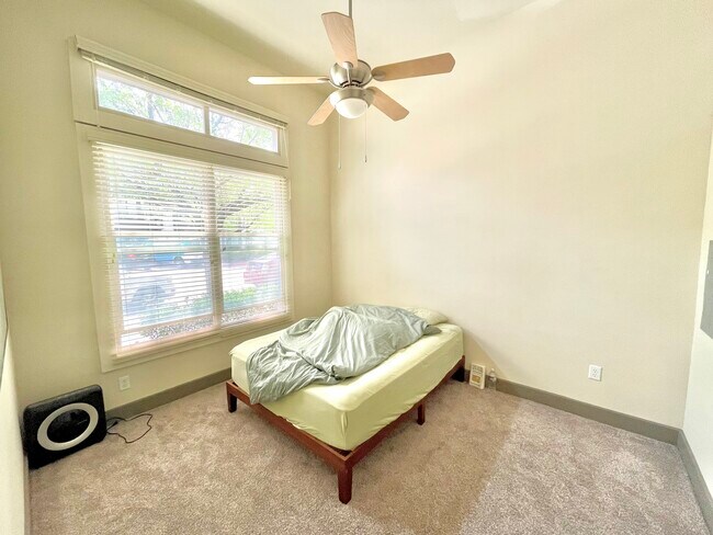 Building Photo - 7211 Easy Wind Dr