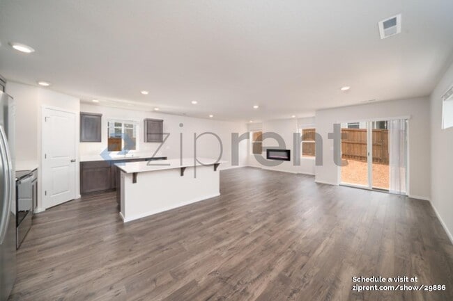 Foto del edificio - 17502 NW 10th Ct