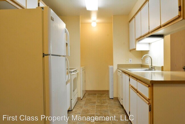 Building Photo - 1821 SE Minter Bridge Rd