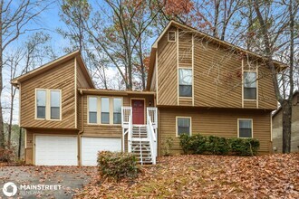 Building Photo - 4845 Caboose Ln NW