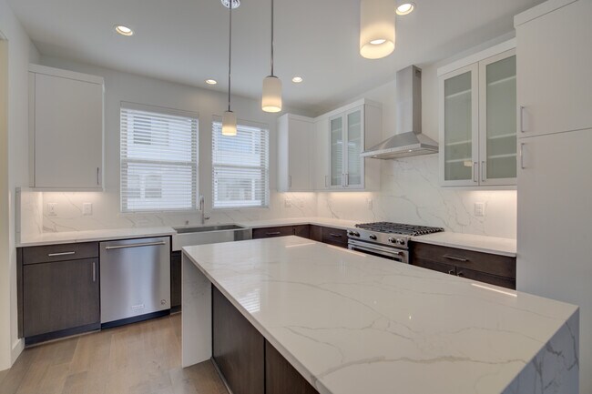 Foto del edificio - 6683 135th Ct SE
