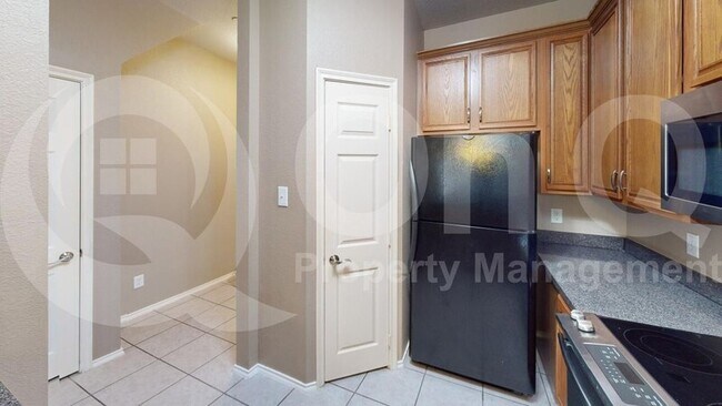 Foto del edificio - 10001 Monastery Dr