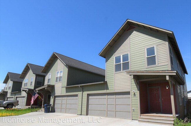 Building Photo - 1795 Buckrake Ave