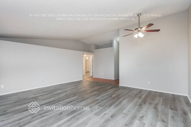 Building Photo - 7215 E Pueblo Ave