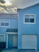 Building Photo - 77 Fairways Ln