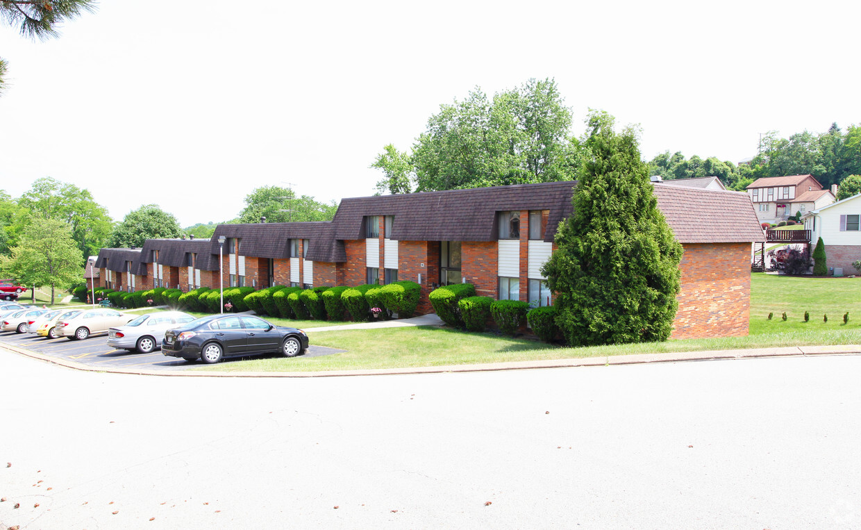 Hi-Tor Garden Apartments - The Atwood Apartments