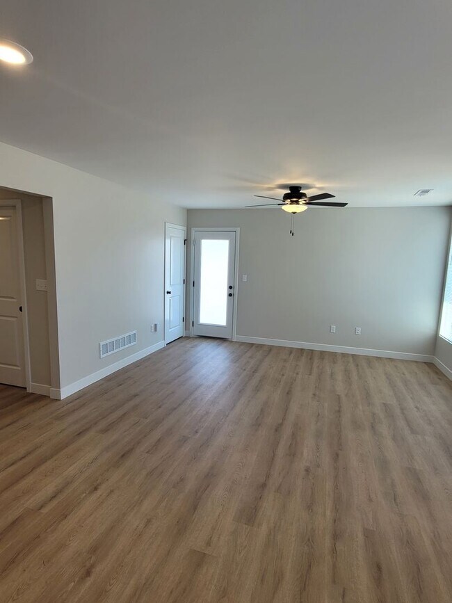 Foto del edificio - 4516 Alan Ln