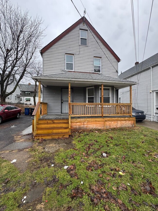 Building Photo - 3668 W 48th St