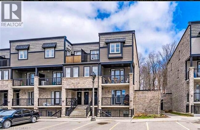 Building Photo - 1989 Ottawa Street S