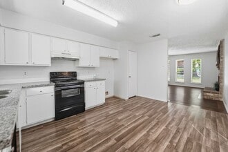 Building Photo - 4542 Algernon Dr
