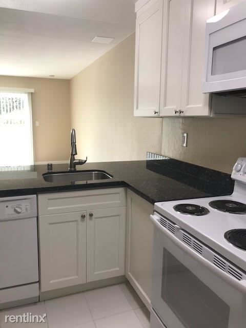 Foto del edificio - 8 Donegal Ct