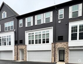 Building Photo - 416 Mayer Pl