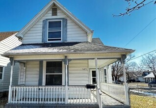 Building Photo - 525 Howland Ave