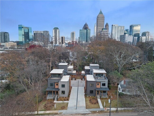Building Photo - 1231 Holly St NW