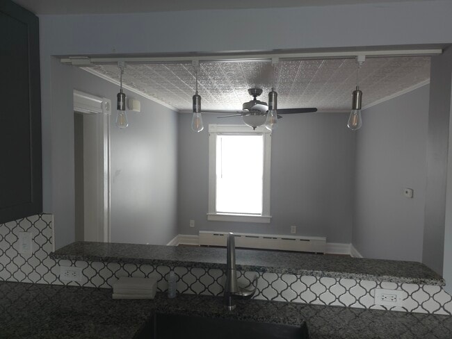 Building Photo - 531 Berkshire Ave